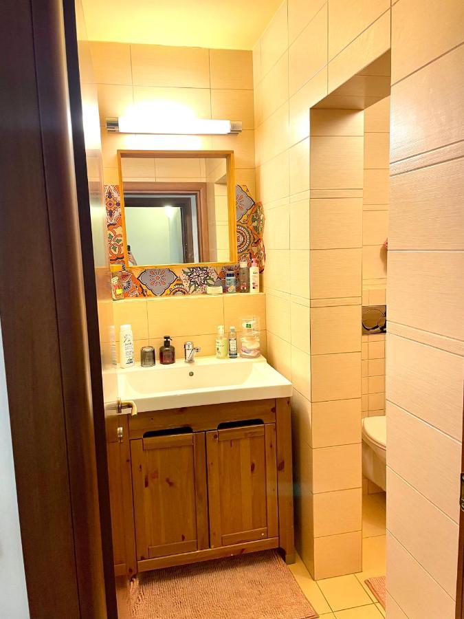 70M2 Romantic Living In The Old Town With Garden Bratysława Zewnętrze zdjęcie