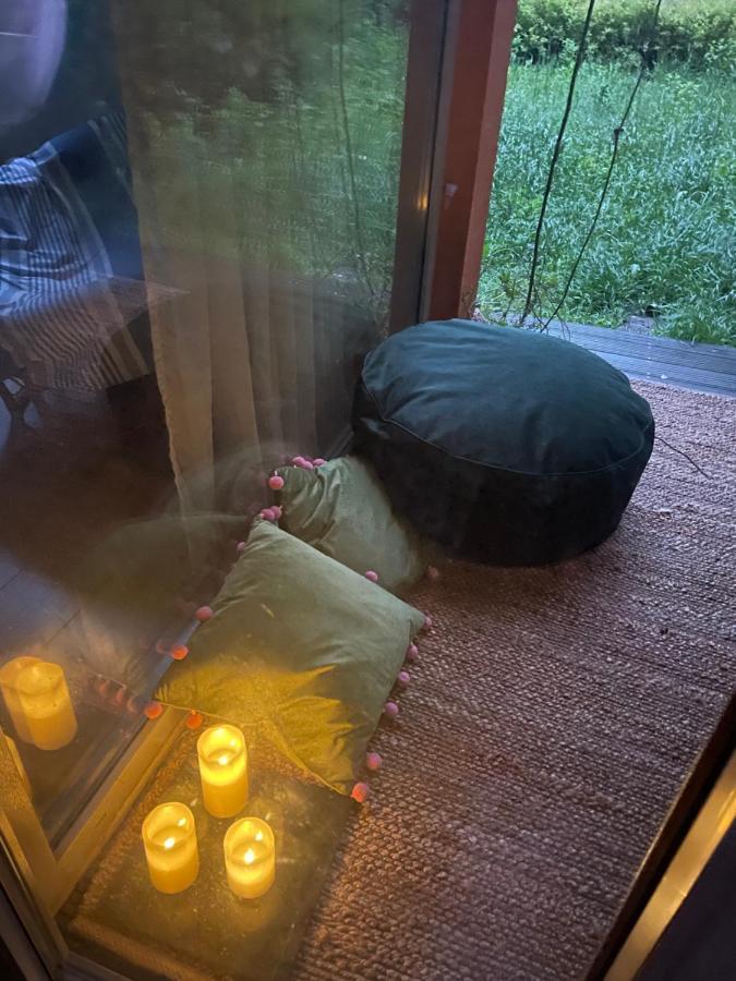 70M2 Romantic Living In The Old Town With Garden Bratysława Zewnętrze zdjęcie