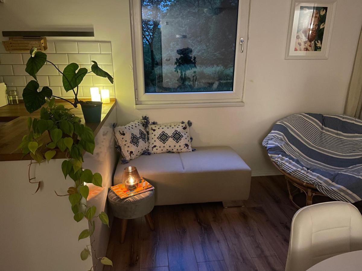 70M2 Romantic Living In The Old Town With Garden Bratysława Zewnętrze zdjęcie